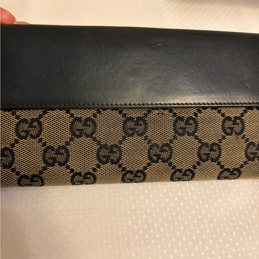 Gucci Beige and Black Monogram with Gold Hardware Wallet - Picture 5 of 11